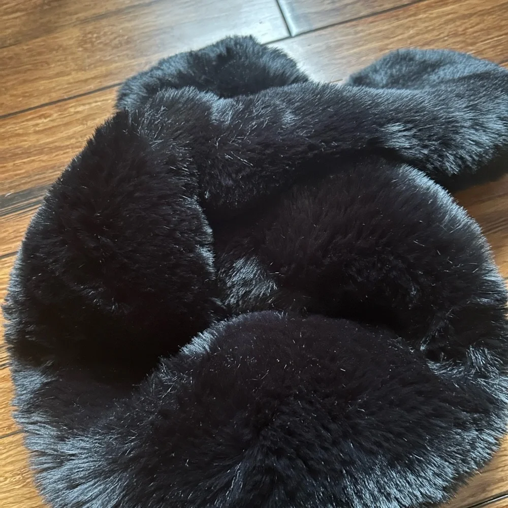 Black fur scarf - Picture 2 of 5
